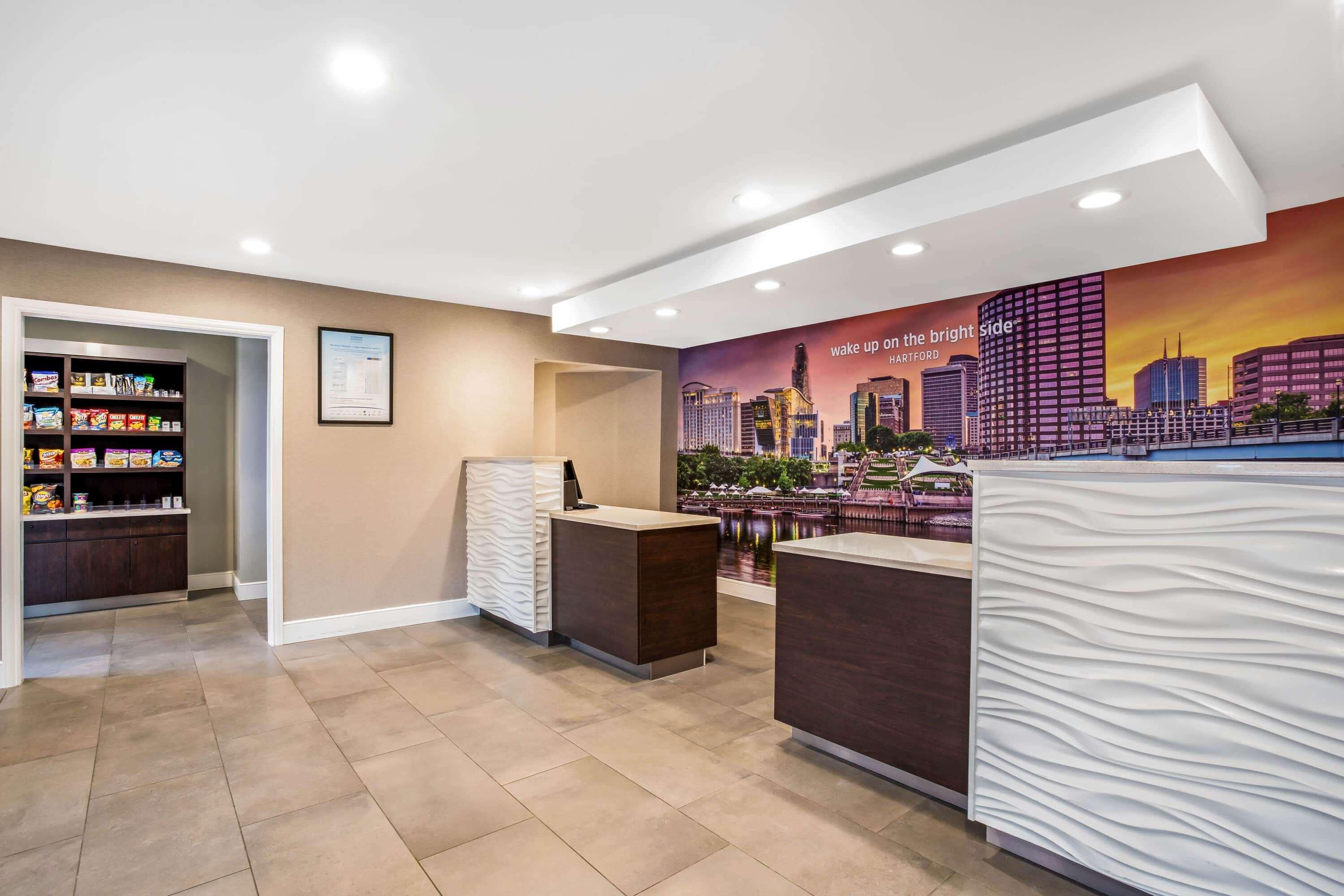 Отель La Quinta By Wyndham Hartford Bradley Airport Виндзор Локс Экстерьер фото